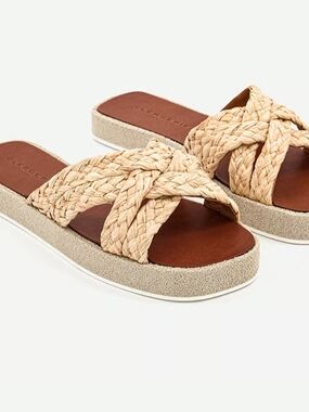 Robert Clergerie Natural Braided Raffia Slide Sandals with Brown Footbed